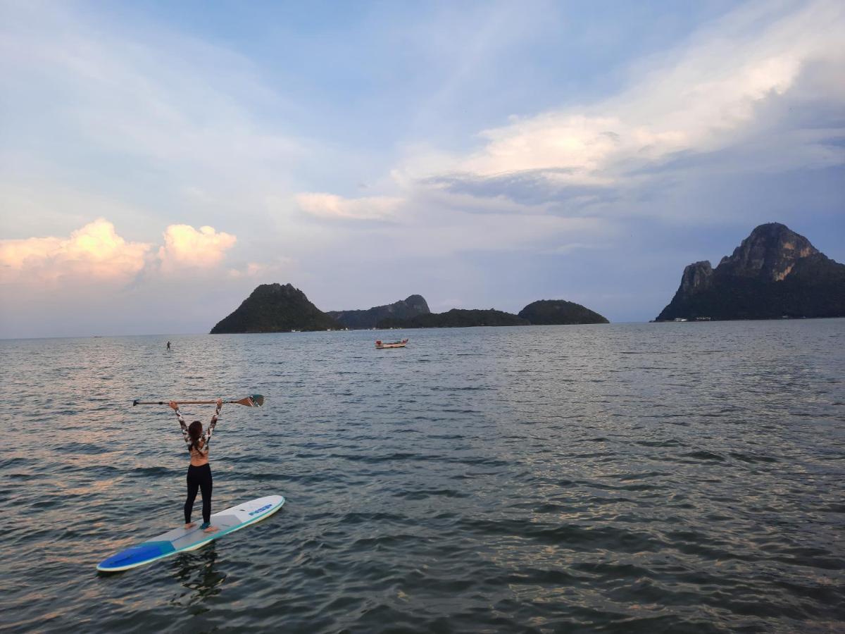 Thaimex Cafe & Homestay Backpackers- Adults Only Prachuap Khiri Khan Exterior photo