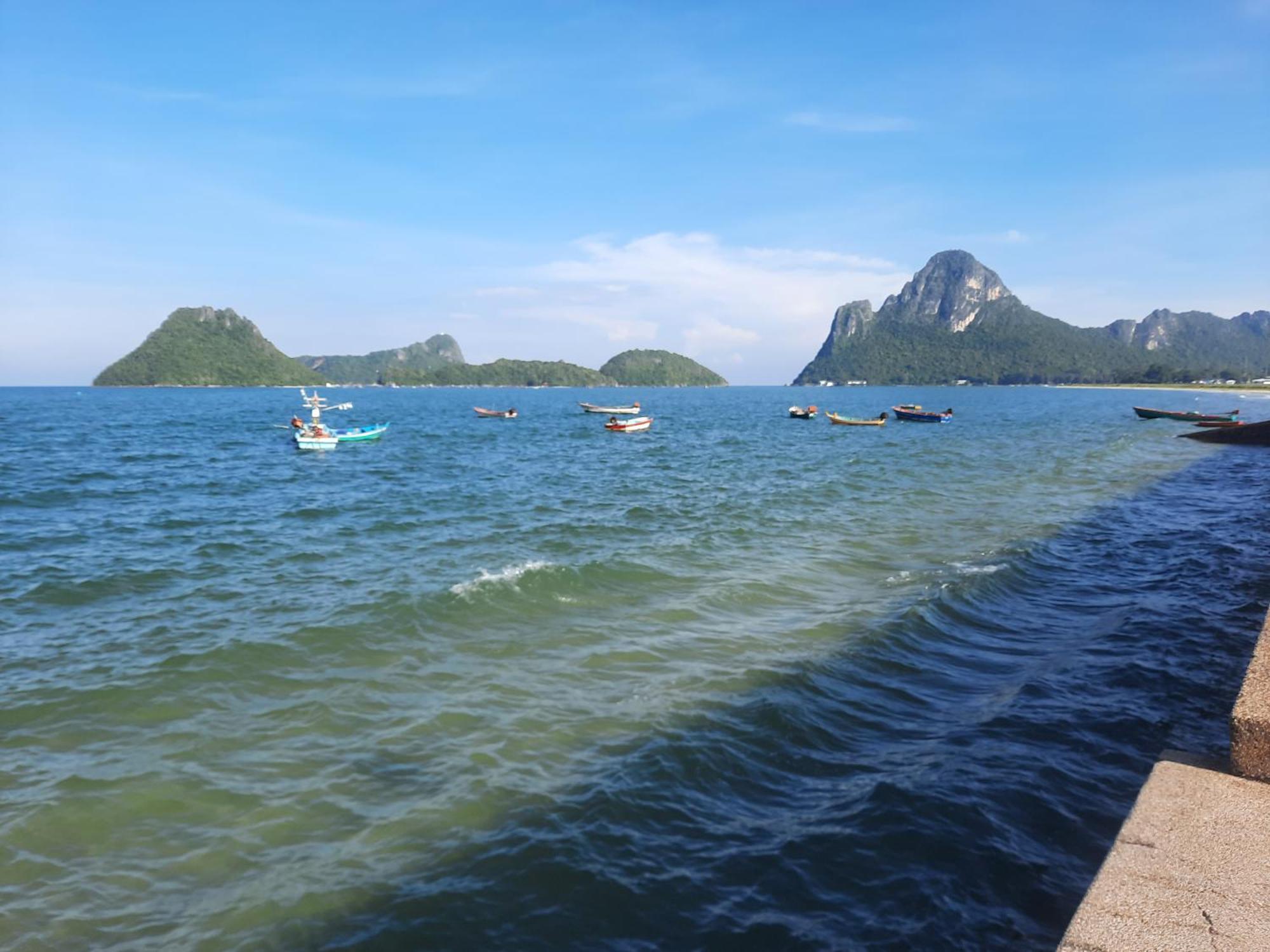 Thaimex Cafe & Homestay Backpackers- Adults Only Prachuap Khiri Khan Exterior photo