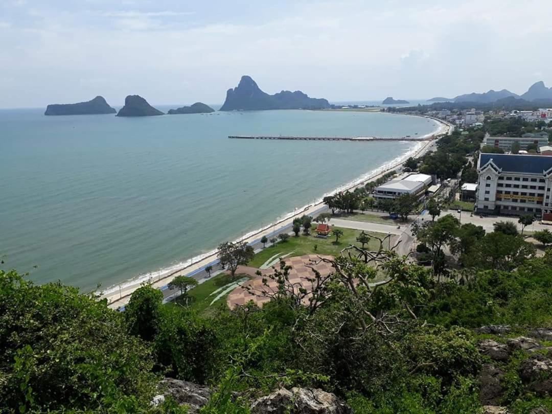 Thaimex Cafe & Homestay Backpackers- Adults Only Prachuap Khiri Khan Exterior photo