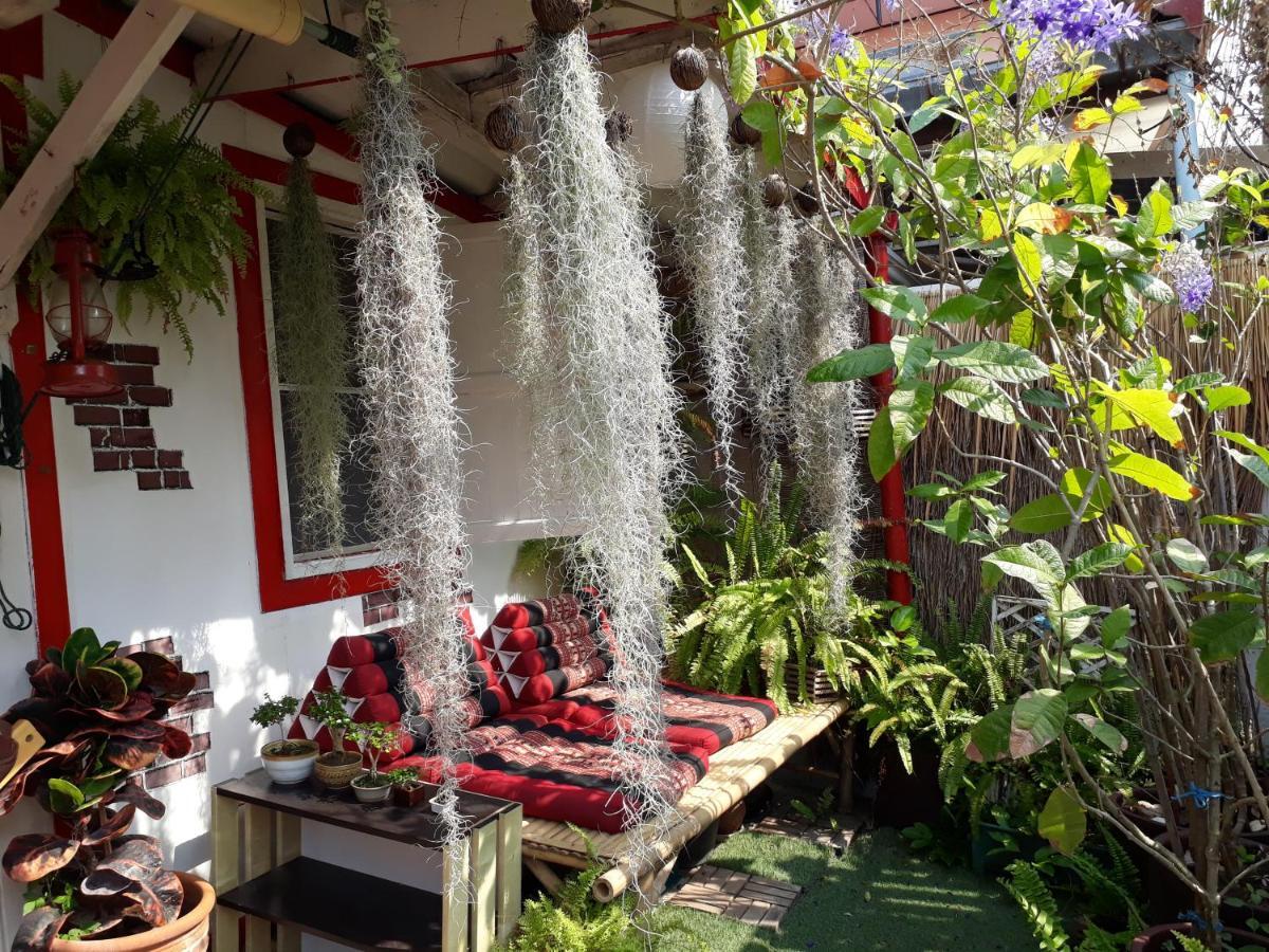 Thaimex Cafe & Homestay Backpackers- Adults Only Prachuap Khiri Khan Exterior photo